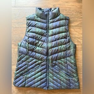 Talbots Blue and Green Plaid Quilted Vest Size M